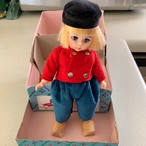 Madame Alexander 8” Netherlands Boy